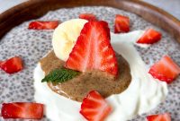 High Protein Strawberry Chia Pudding Recipe for Breakfast