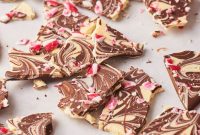 No-Bake Peppermint Bark Ready in 5 Minutes