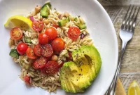 Vegan Greek Orzo Salad with Lemon and Olives