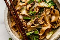 Ho Fun Flat Rice Noodles: Classic Cantonese Stir-Fry