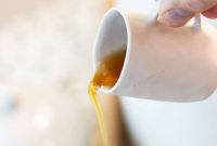 10 Maple Syrup Substitutes for Pancakes, Baking & Toppings