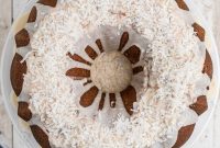 Classic Louisiana Crunch Cake Recipe with Praline Topping