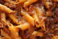 Slow Cooker Cheesy Beef Pasta Casserole Recipe (Video)