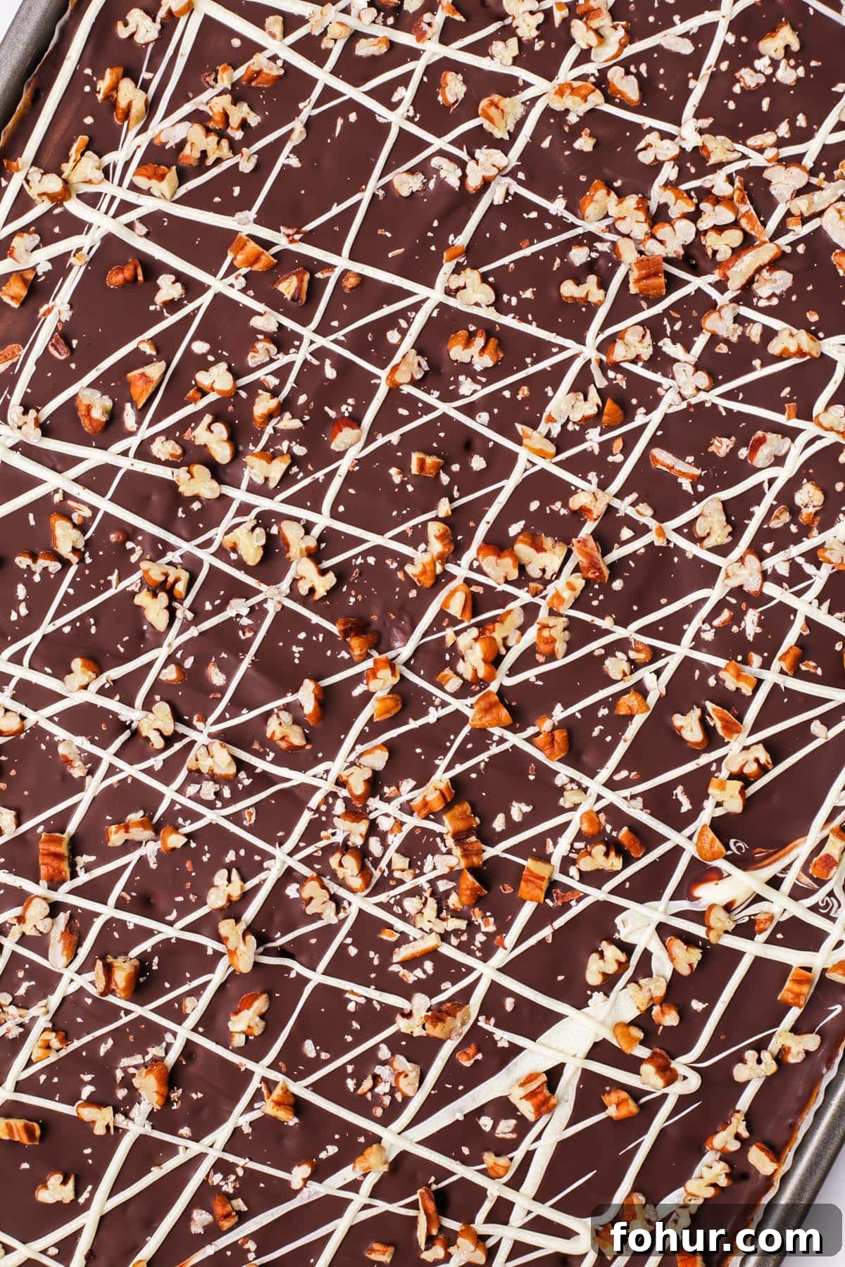 4-Ingredient Christmas Crack Recipe for Holiday Treats 6 finished Christmas crack pieces