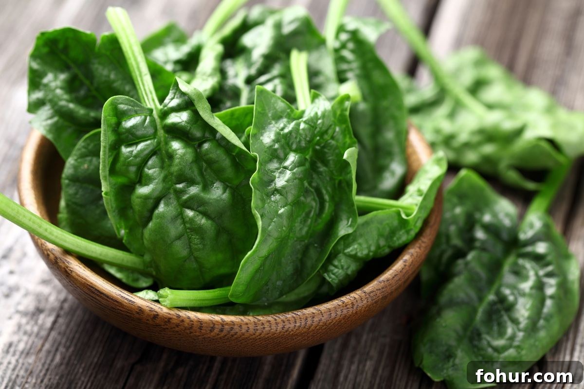 Pregnancy Grocery List: 41 Essentials for Expectant Moms 15 spinach