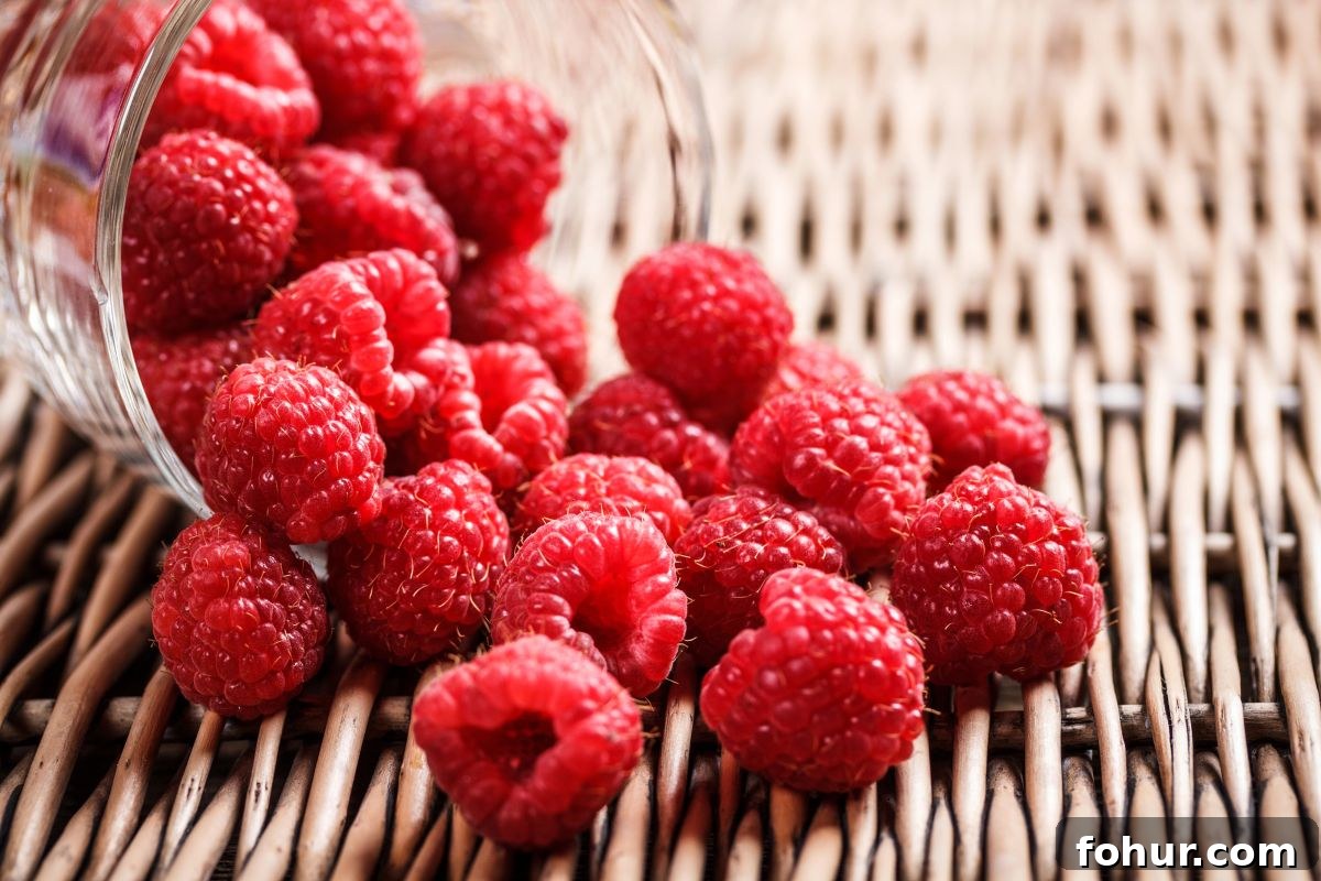 Pregnancy Grocery List: 41 Essentials for Expectant Moms 40 raspberries