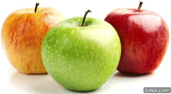 Apple Nachos Recipes: Sweet and Savory Variations 3 Apple slices with toppings