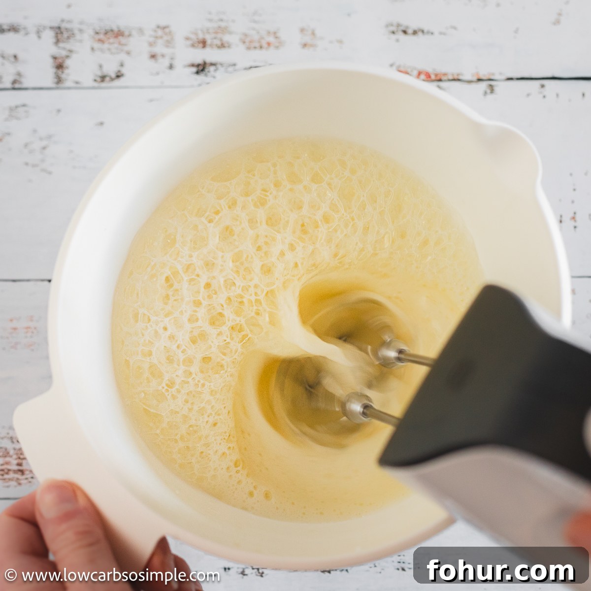 Carnivore Pannukakku: Finnish Oven Pancake 5 Beating with an Electric Mixer | Low-Carb, So Simple