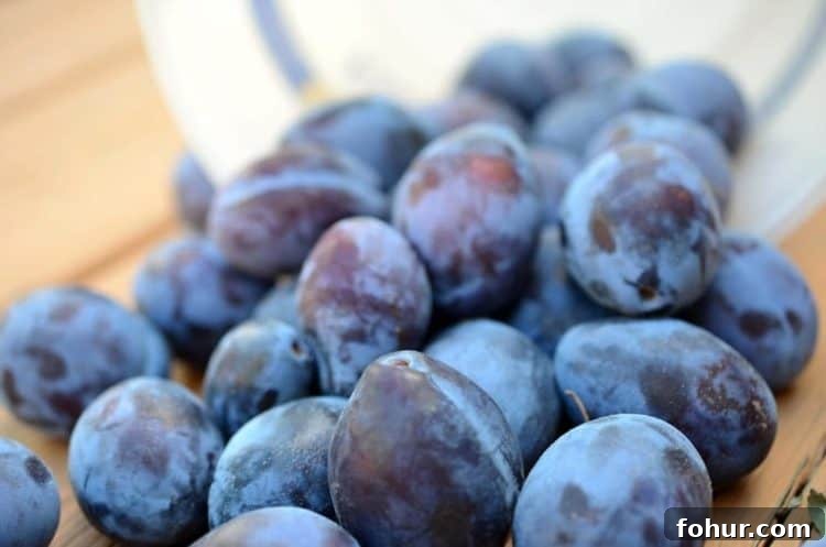 A close up of plums.