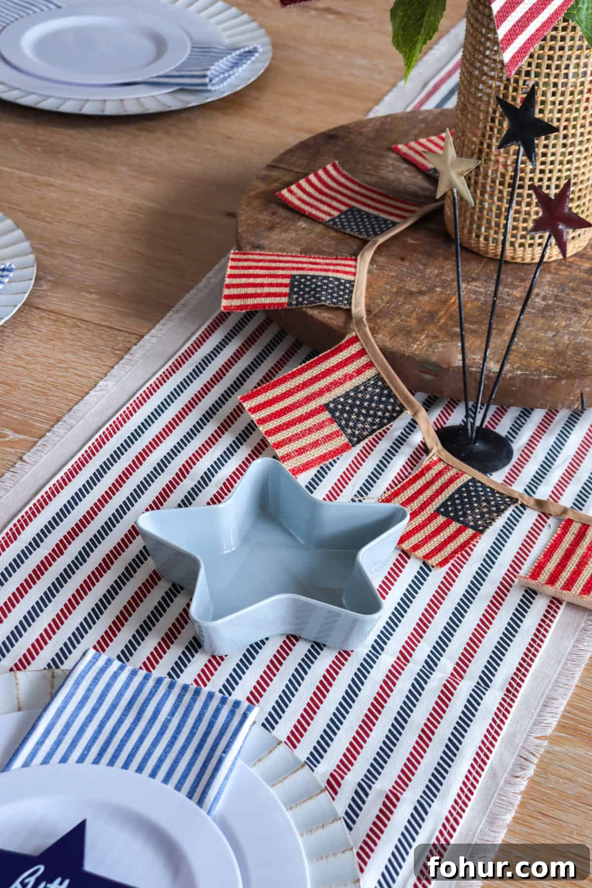 4th of July Tablescape Ideas for Festive Patriotic Decor 5 Red white and blue table decor for July 4th party.