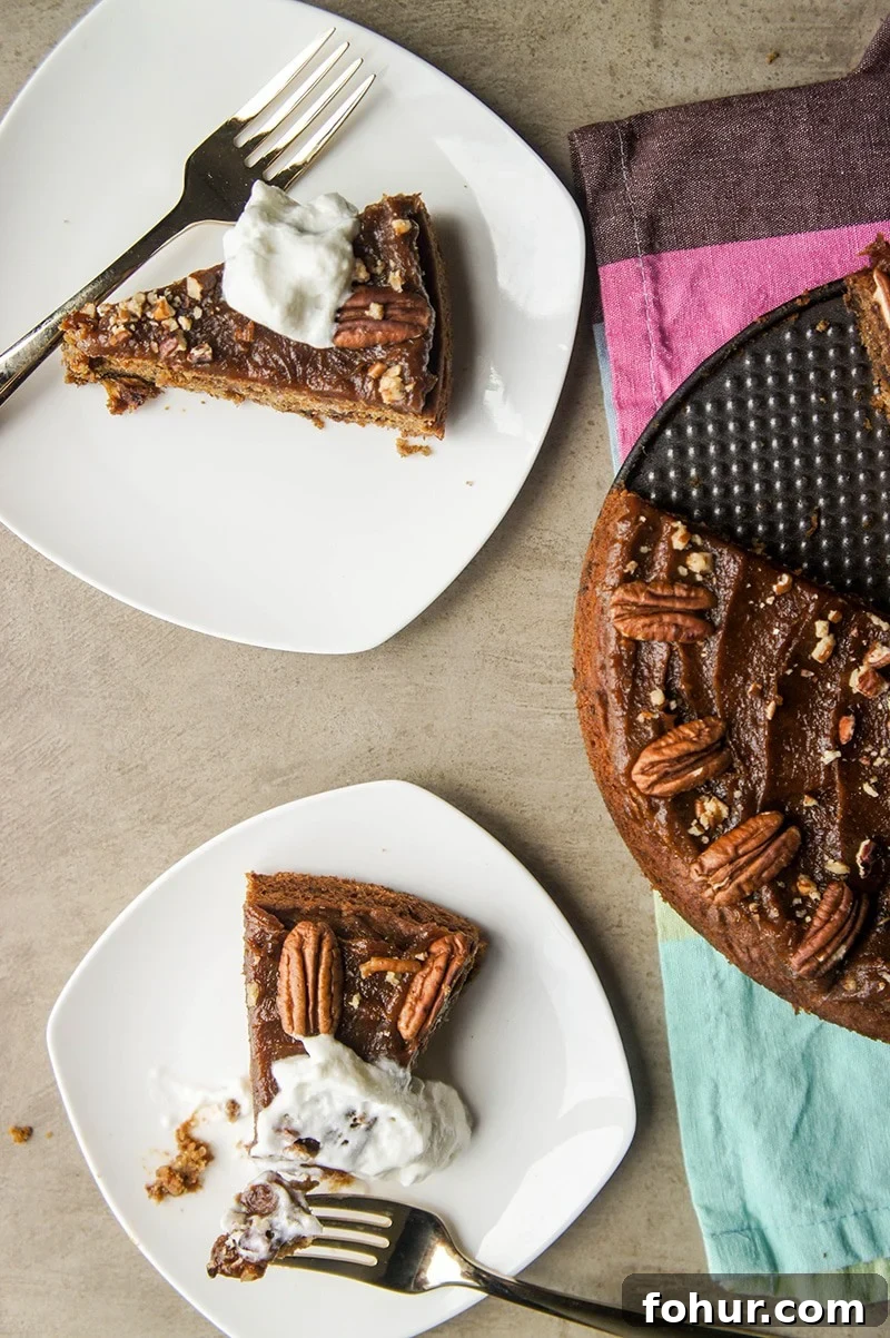 Sugar-Free Sticky Date Pudding with Caramel (Gluten-Free) 7 Sticky Date Pudding with Caramel Topping / This sugar free and gluten free treat tastes almost too good to be true! Sweet, moist, caramelly and subtly spicy.