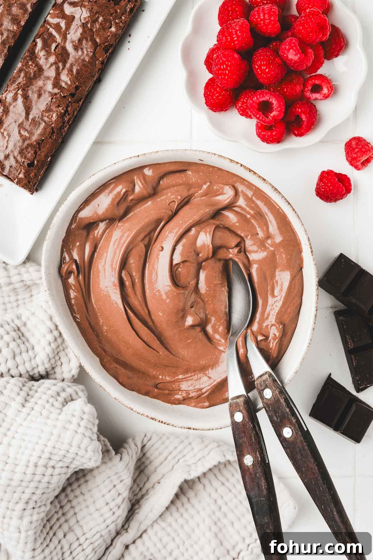 Silky Chocolate Cremeux Recipe (Chocolate Custard) 2 Bowl on a table with chocolate crémeux and spoons