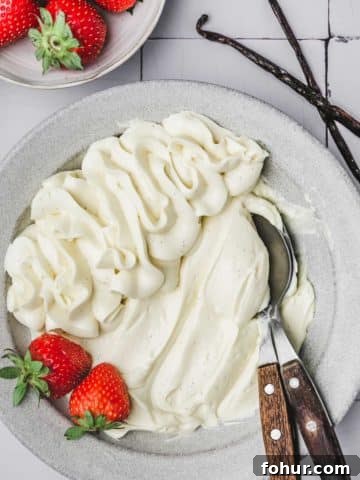 Diplomatic cream