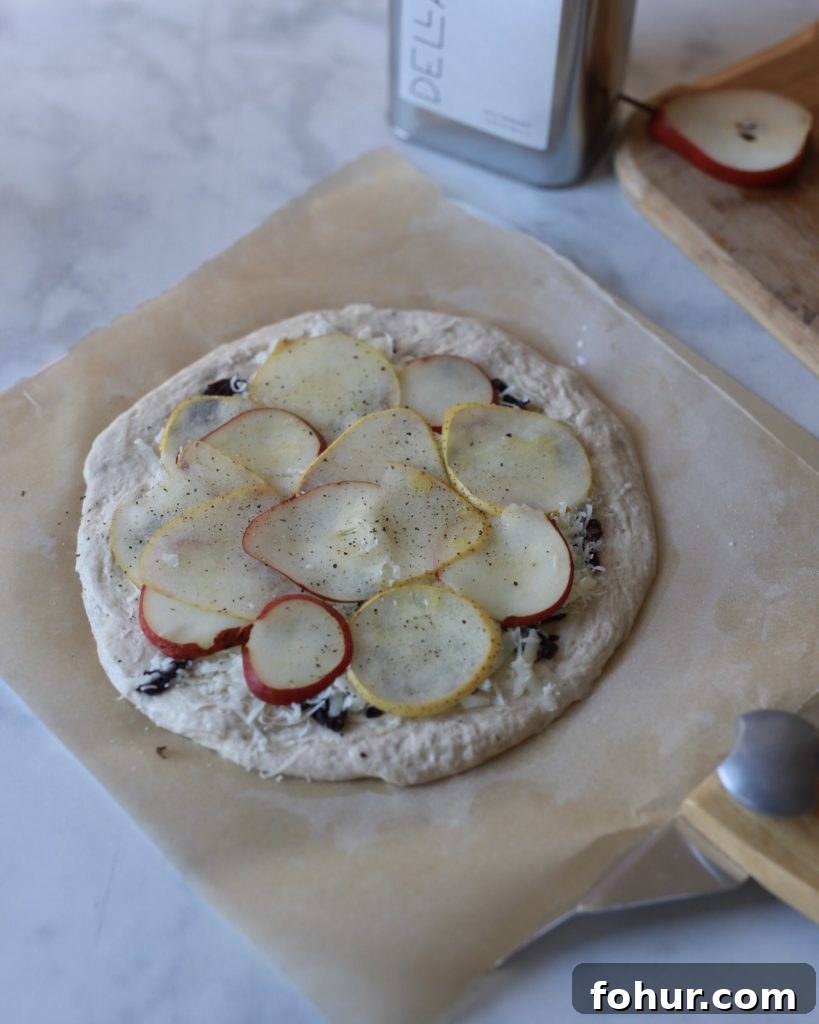Pear, Manchego and Caramelized Onion Sourdough Pizza 3 img 792 2