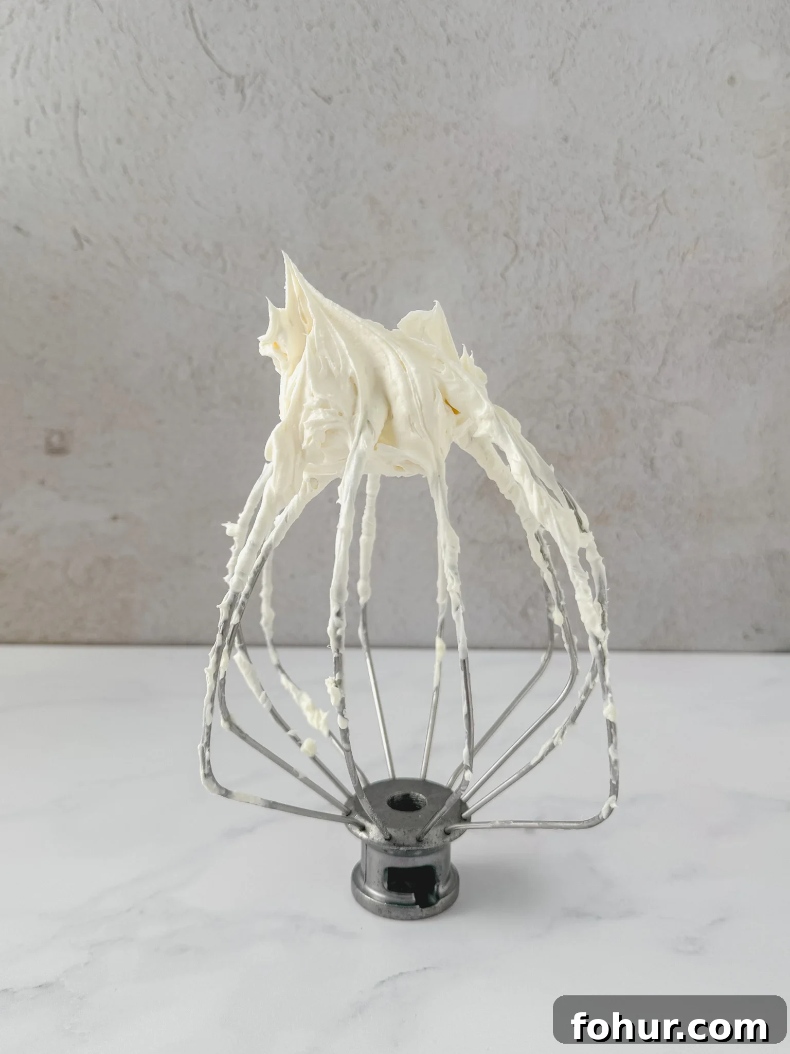 Silky Chantilly Frosting Recipe for Cakes and Cupcakes 2 Chantilly frosting on cupcakes